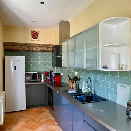 Du Chateau De La Motte Holiday home *
