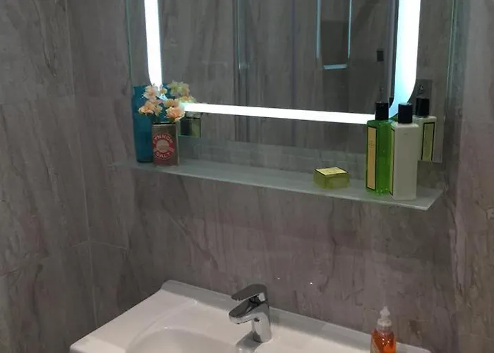 Du Chateau De La Motte Holiday home *