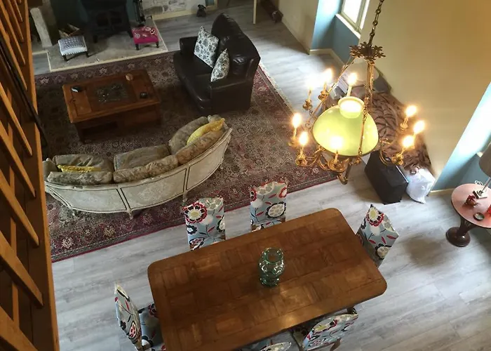 Du Chateau De La Motte Holiday home *