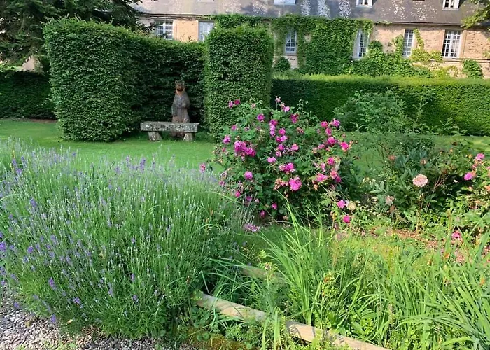 Du Chateau De La Motte Holiday home Joue-du-Plain